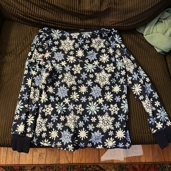Nautica Snow Flake Pajama Set - Picture 5 of 10